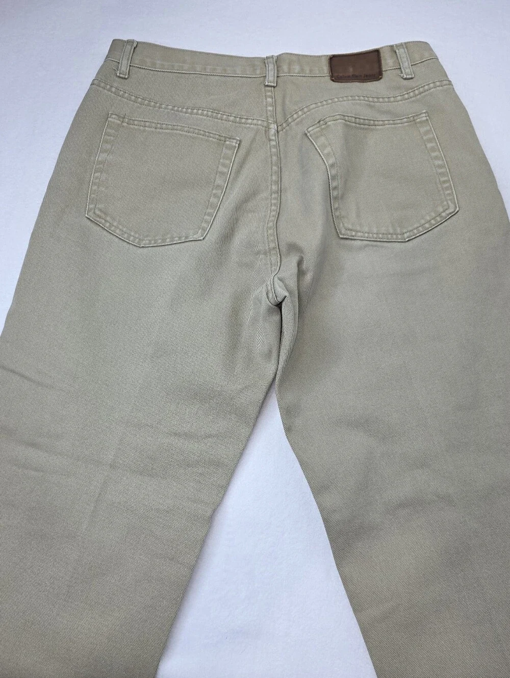 Calvin Klein Men's Casual Straight-Leg Jeans Beige Tan Size 34 CS-3671